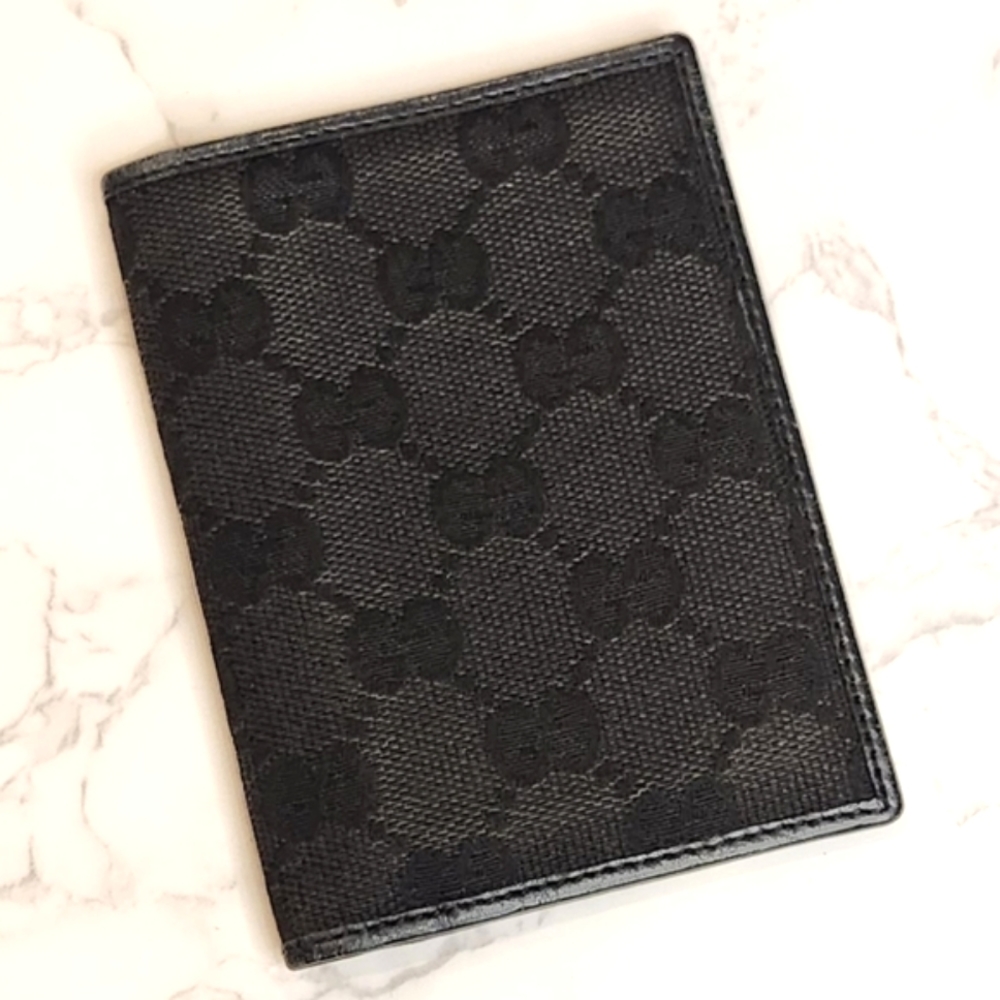 Auth Gucci GG Bifold Wallet - Picture 1 of 8
